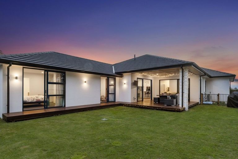 Photo of property in 151 Margaret Drive, Omokoroa, 3114