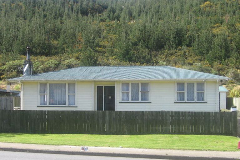 Photo of property in 57 George Street, Hikurangi, 0114