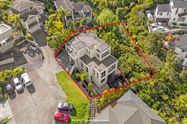 Photo of property in 43 Zara Court, Windsor Park, Auckland, 0632