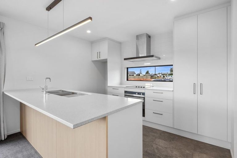 Photo of property in 36 Redbrook Road, Casebrook, Christchurch, 8051