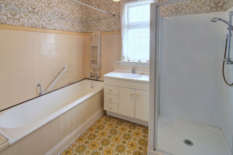 Photo of property in 53 Lincoln Road, Masterton, 5810