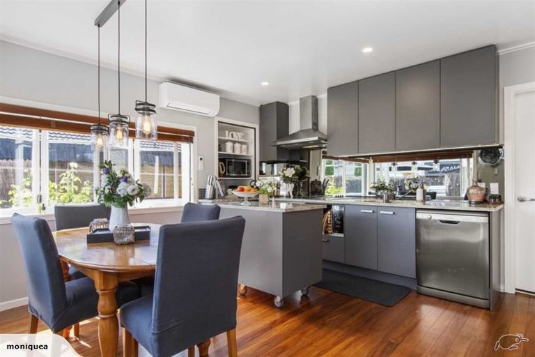 Photo of property in 521a Devonport Road, Tauranga South, Tauranga, 3112