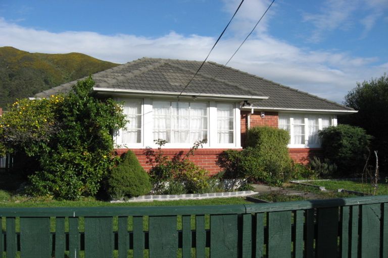 Photo of property in 27 Galway Street, Waterloo, Lower Hutt, 5011