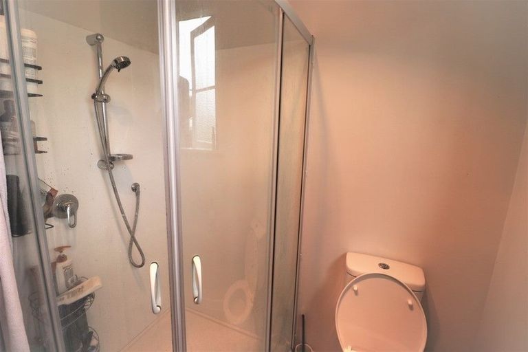 Photo of property in 70 Peat Place, Whanganui, 4500