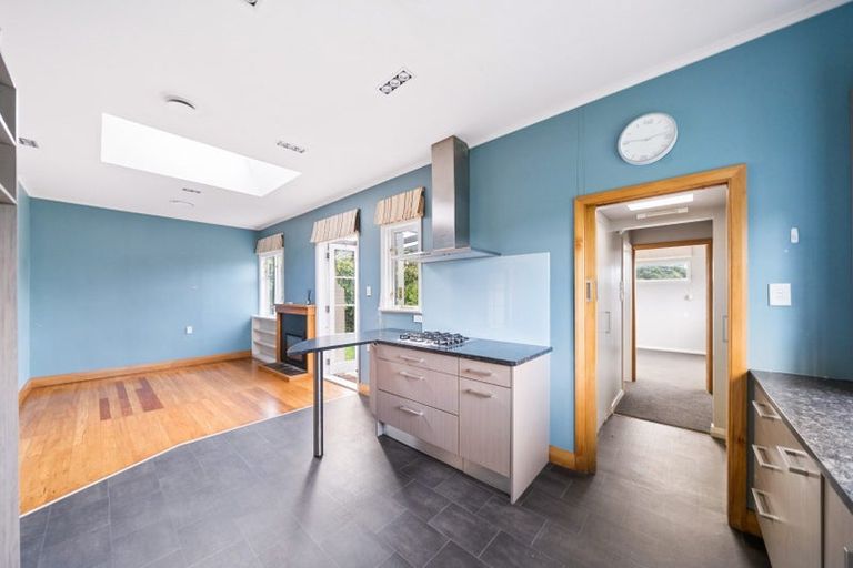 Photo of property in 4 Omar Street, Khandallah, Wellington, 6035