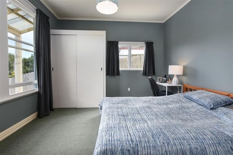 Photo of property in 22 Thomson Street, Lookout Point, Dunedin, 9011