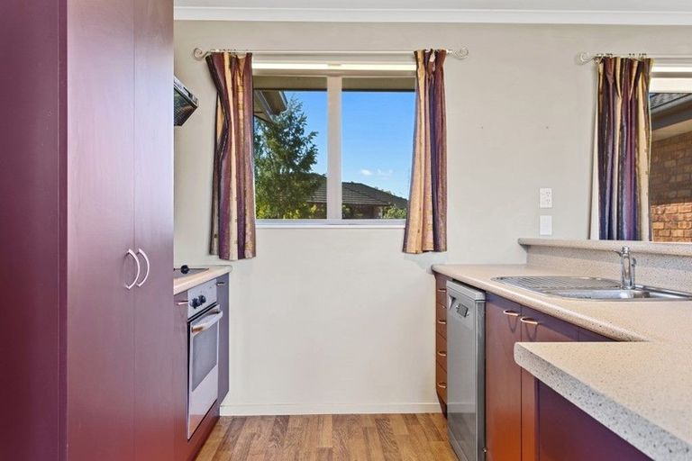 Photo of property in 52 Paget Drive, Woodend, 7610