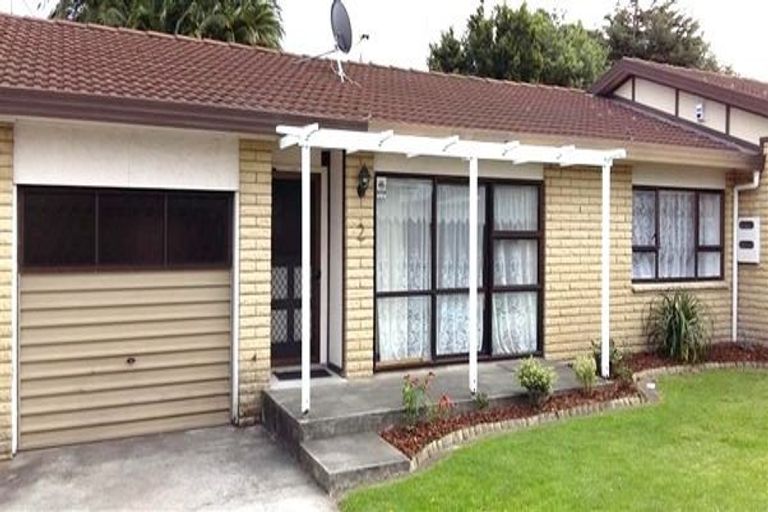 Photo of property in 2/6 Glenora Road, Takanini, 2112