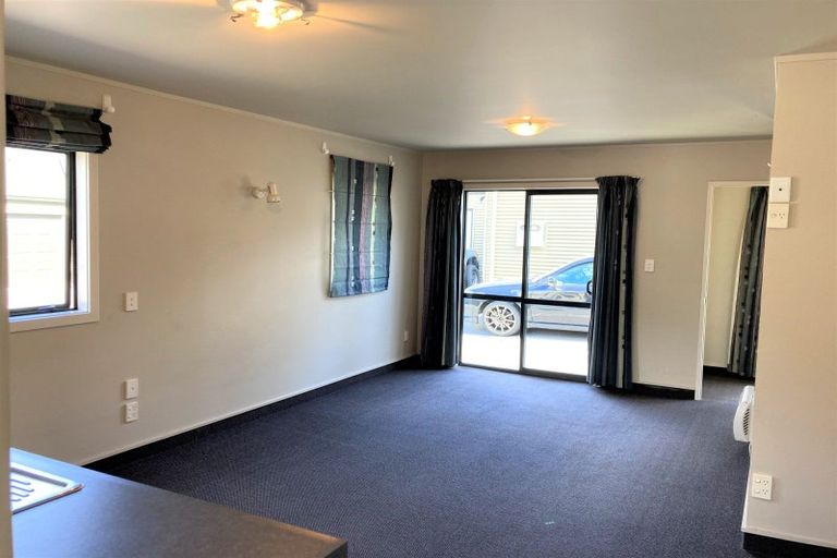 Photo of property in 8e Mckellar Court, Cromwell, 9310