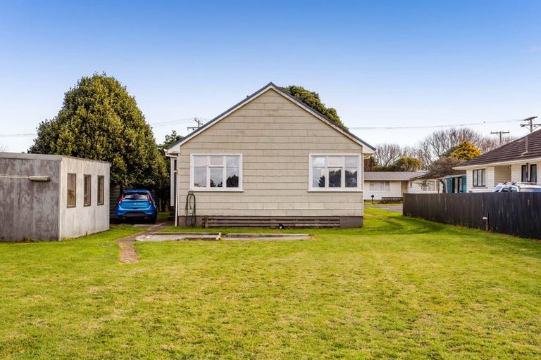 Photo of property in 16 Manchester Street, Patea, 4520