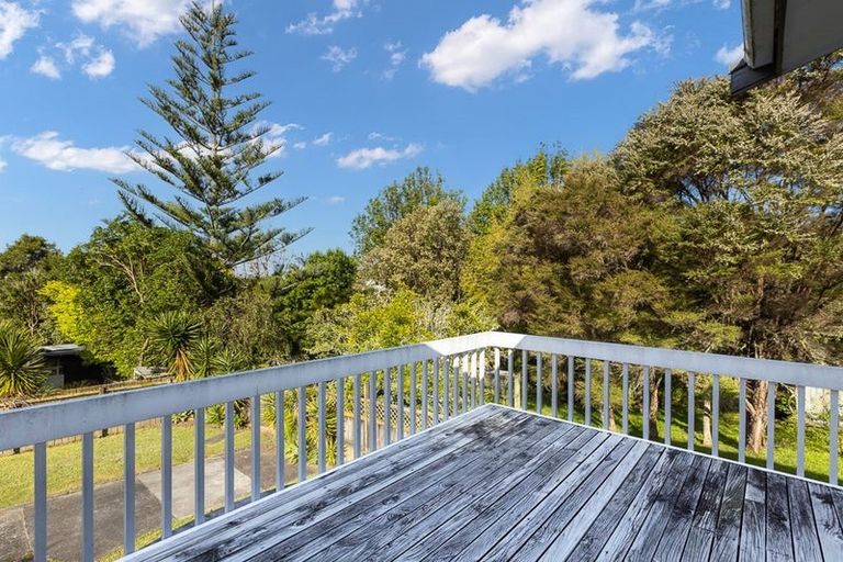 Photo of property in 11b Dobell Road, Stanmore Bay, Whangaparaoa, 0932