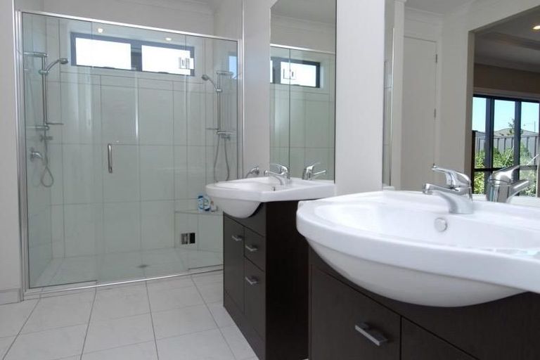 Photo of property in 21 Akaroa Road, Poraiti, Napier, 4112