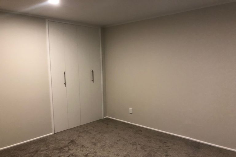Photo of property in 5/8 Tawera Road, Greenlane, Auckland, 1051