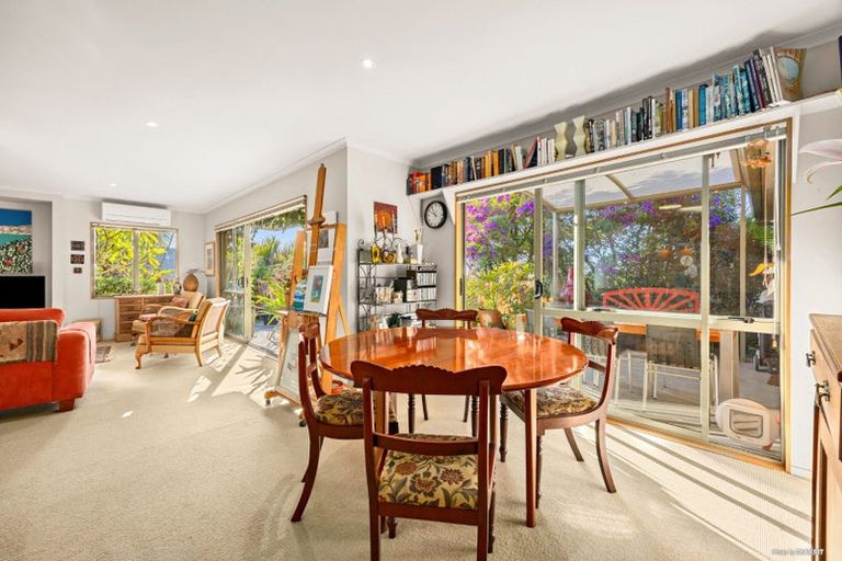 Photo of property in 3 Rakau Views, Orewa, 0931