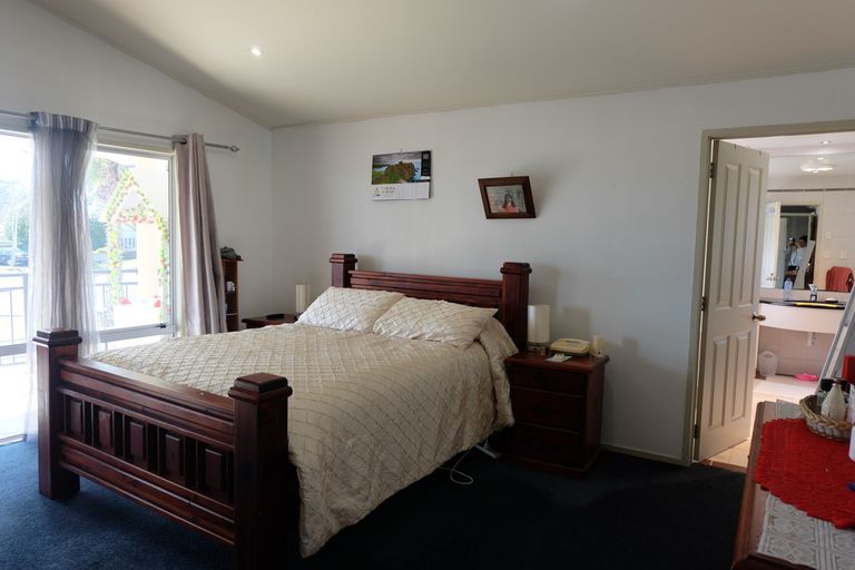 Photo of property in 26 Kimihia Road, Huntly, 3700