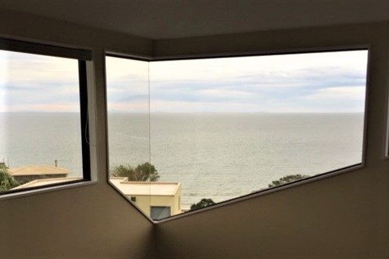 Photo of property in 54 Marellen Drive, Red Beach, 0932