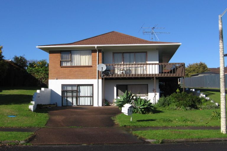 Photo of property in 33 Fratley Avenue, Farm Cove, Auckland, 2012