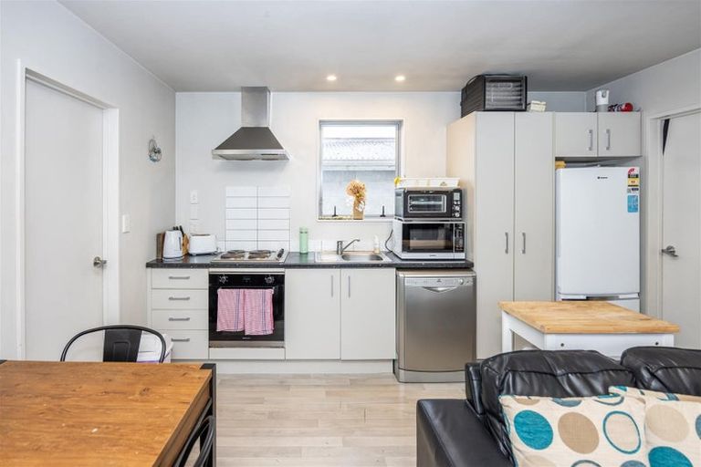 Photo of property in 4 Mount View Road, Melville, Hamilton, 3206