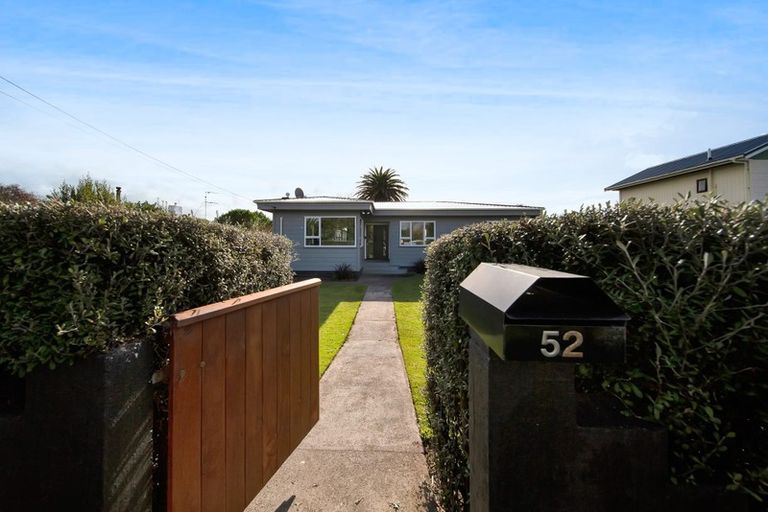 Photo of property in 52 Puriri Street, Hawera, 4610