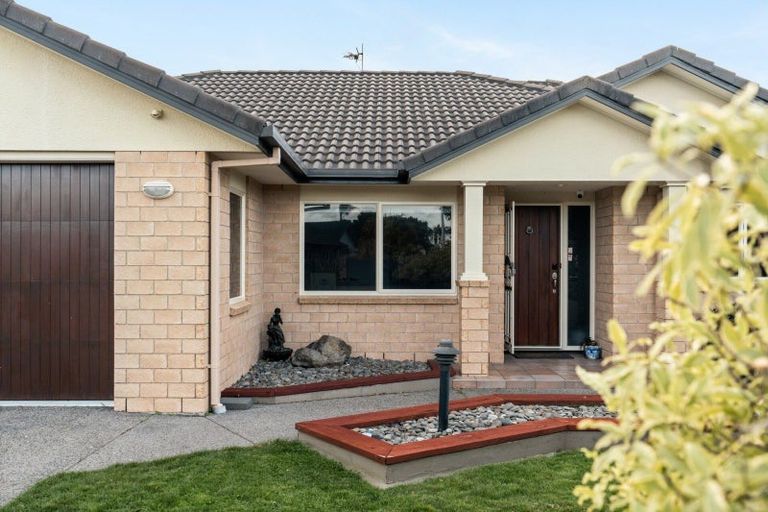 Photo of property in 2 Aranui Drive, Papamoa Beach, Papamoa, 3118