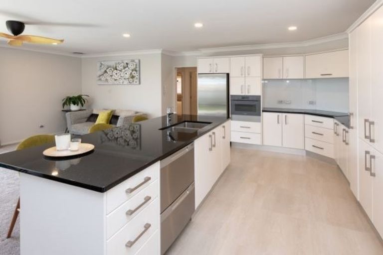 Photo of property in 2 Brailsford Court, Dannemora, Auckland, 2016