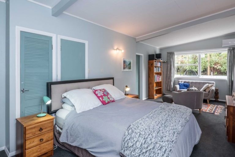 Photo of property in 36 Golf Road, Paraparaumu Beach, Paraparaumu, 5032