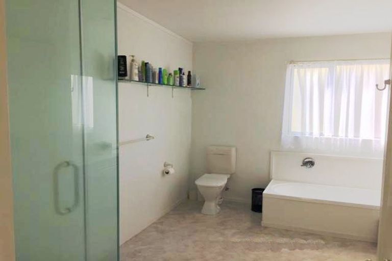 Photo of property in 8 Taharepa Road, Hilltop, Taupo, 3330