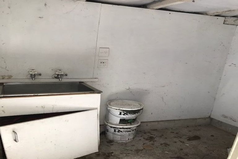 Photo of property in 26 Duppa Street, Berhampore, Wellington, 6023