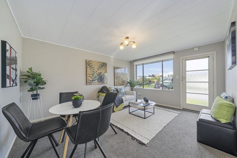 Photo of property in 14b Richard Street, Titahi Bay, Porirua, 5022