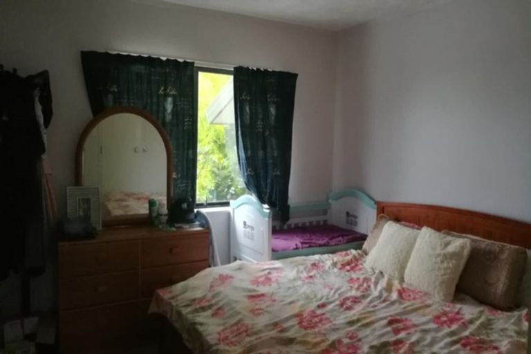 Photo of property in 86 Gosford Drive, Botany Downs, Auckland, 2010