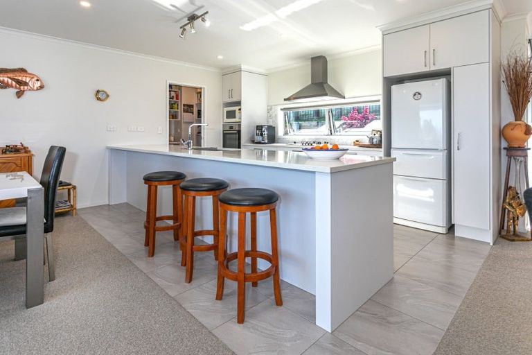 Photo of property in 2886 Long Bay Road, Wyuna Bay, Coromandel, 3581