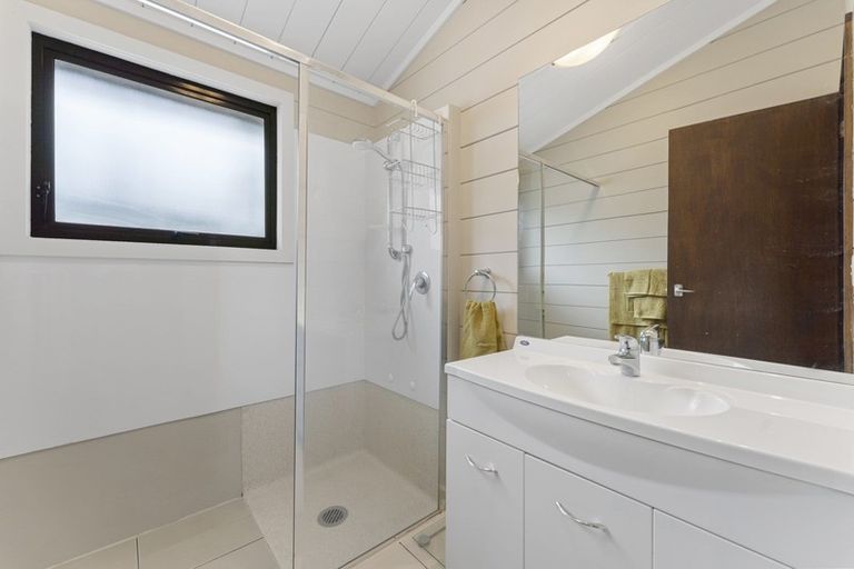 Photo of property in 12 Cargill Place, Frankleigh Park, New Plymouth, 4310