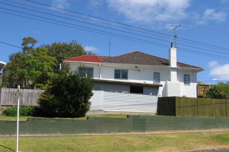 Photo of property in 1/65 Eskdale Road, Birkdale, Auckland, 0626