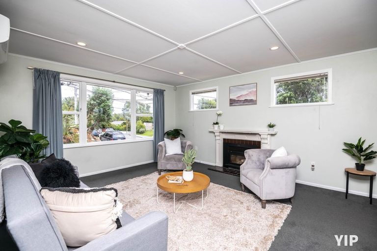 Photo of property in 58 Catherine Crescent, Paparangi, Wellington, 6037