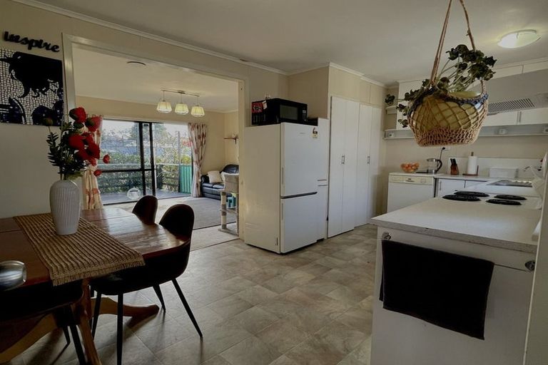 Photo of property in 35 Queen Road, Bellevue, Tauranga, 3110