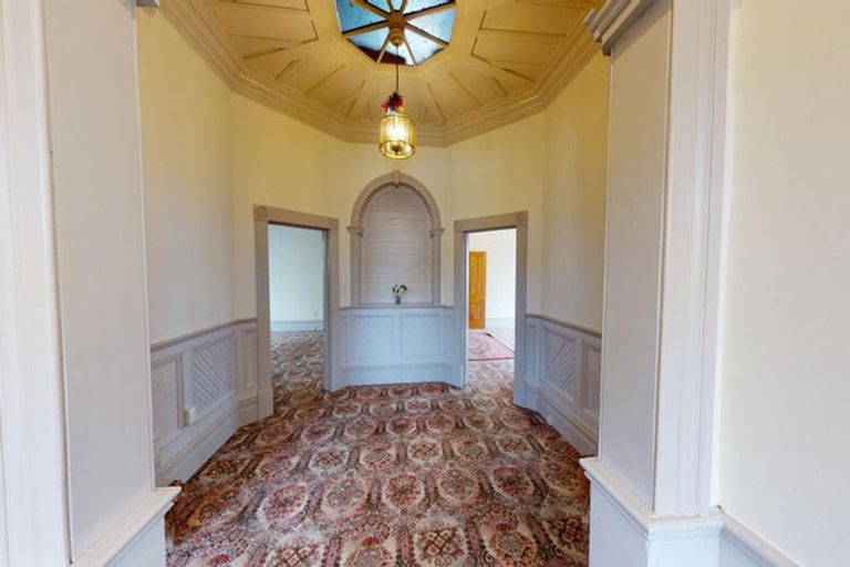 Photo of property in 140 Russell Street, Palmerston North, 4414