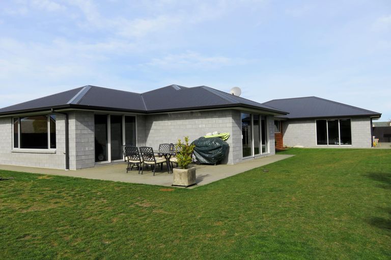 Photo of property in 10 Hewlings Place, Temuka, 7920