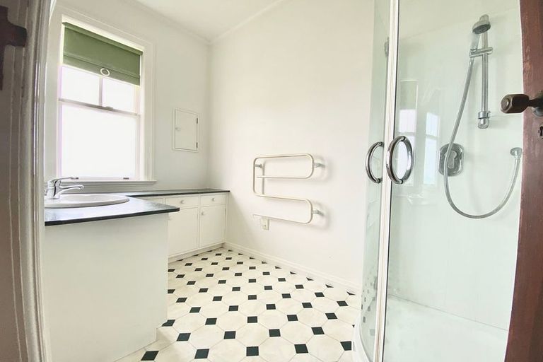 Photo of property in 30 Orchard Street, Wadestown, Wellington, 6012