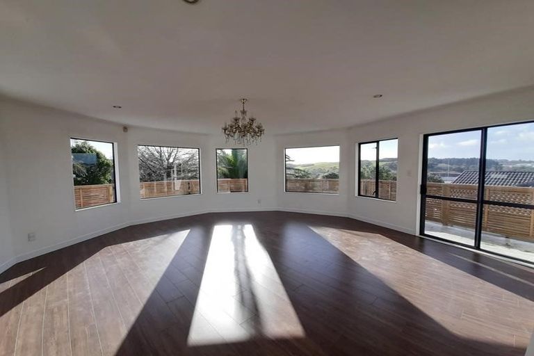 Photo of property in 93 Bushlands Park Drive, Albany, Auckland, 0632