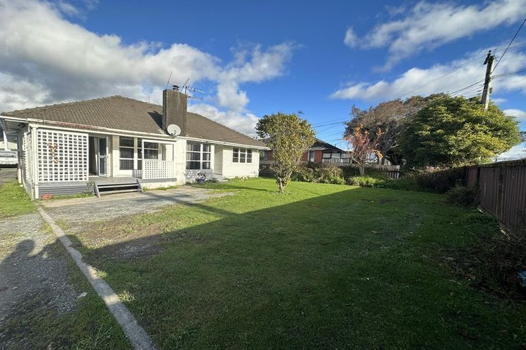 Photo of property in 27 Shakespeare Avenue, Trentham, Upper Hutt, 5018