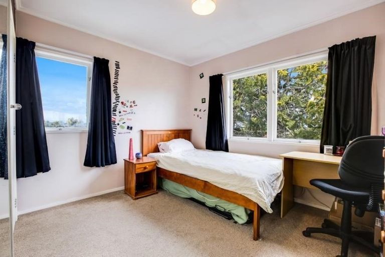 Photo of property in 1/114 Sunrise Avenue, Mairangi Bay, Auckland, 0630
