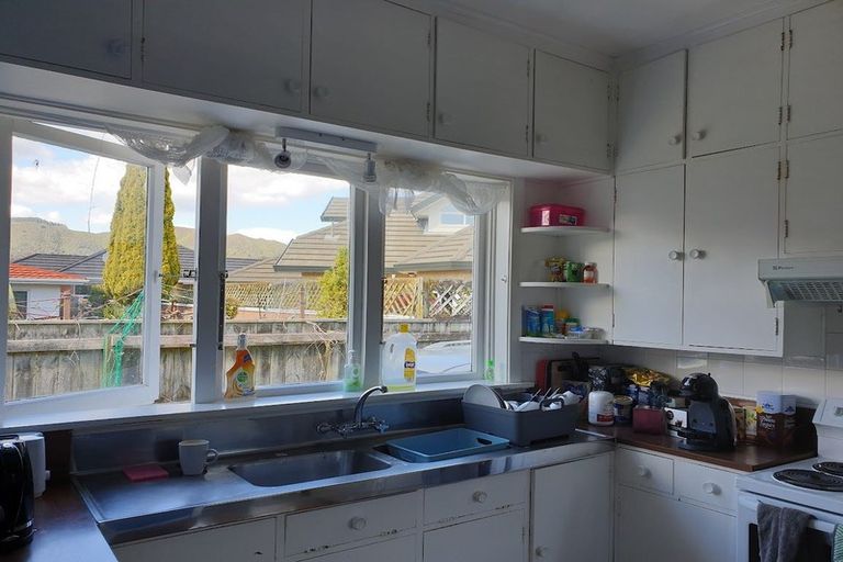 Photo of property in 2/23 Mabey Road, Avalon, Lower Hutt, 5011