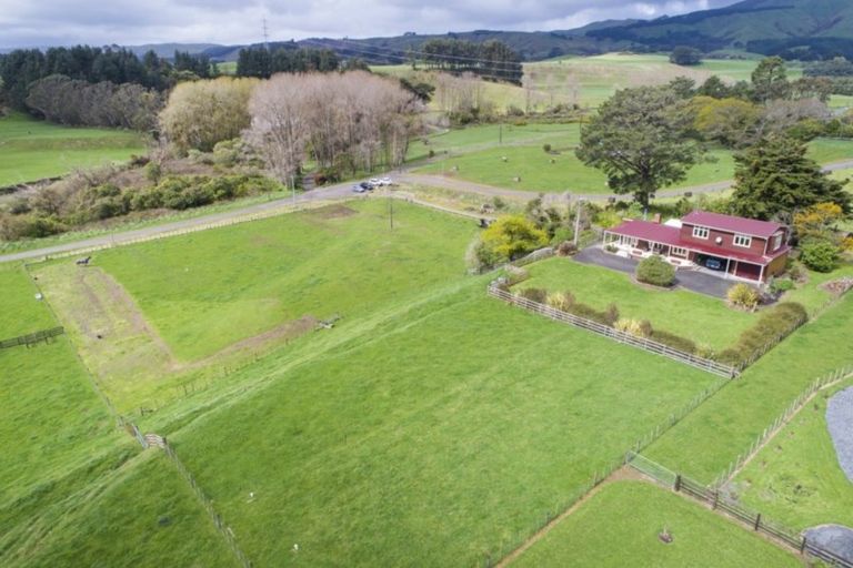 Photo of property in 308 Hewitts Road, Linton, Palmerston North, 4472