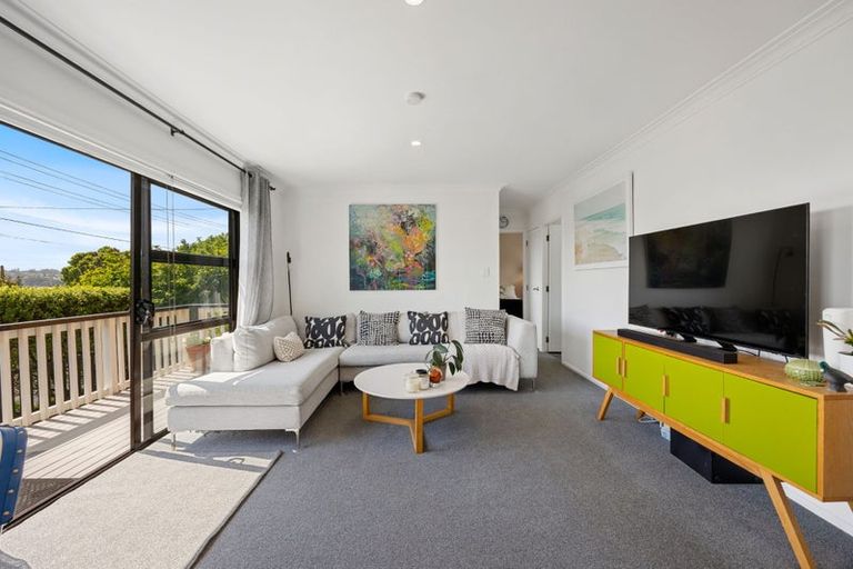 Photo of property in 4a Sullivan Avenue, Mangere Bridge, Auckland, 2022