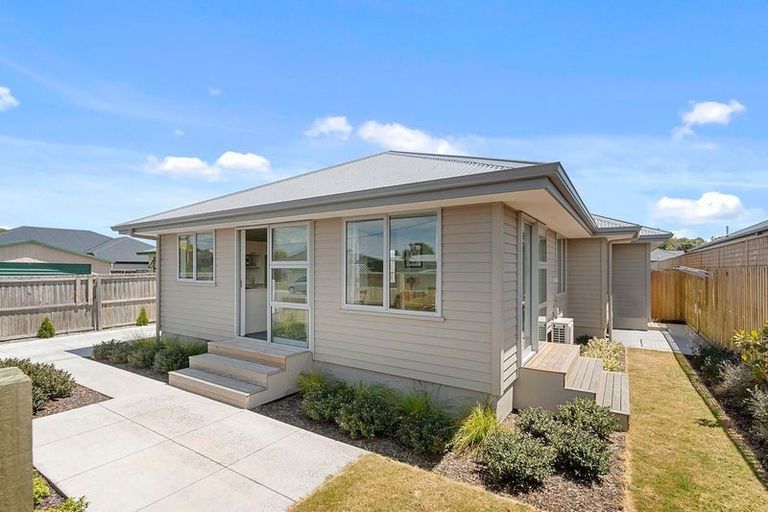 Photo of property in 2/166 Palmers Road, New Brighton, Christchurch, 8083