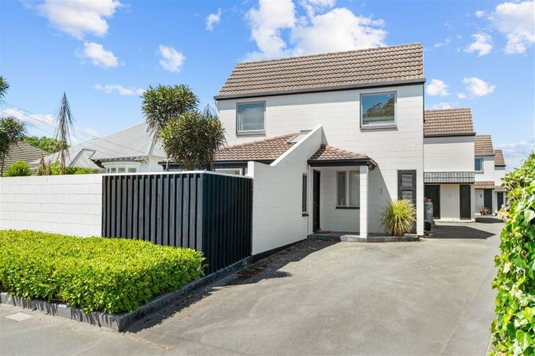 Photo of property in 1/106 Leinster Road, Merivale, Christchurch, 8014