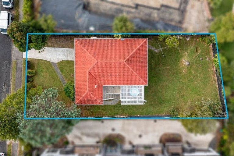 Photo of property in 41 Knightsbridge Drive, Forrest Hill, Auckland, 0620