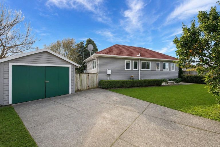 Photo of property in 6 Clovelly Street, Brooklands, New Plymouth, 4310