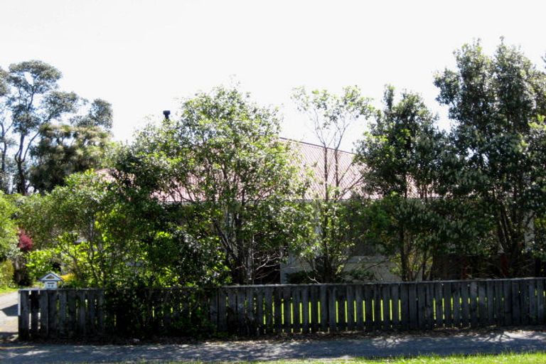 Photo of property in 96 Russell Street, Westport, 7825