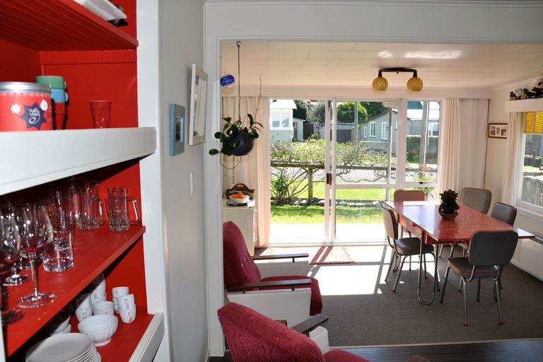 Photo of property in 5 Pacific Road, Waihi Beach, 3611